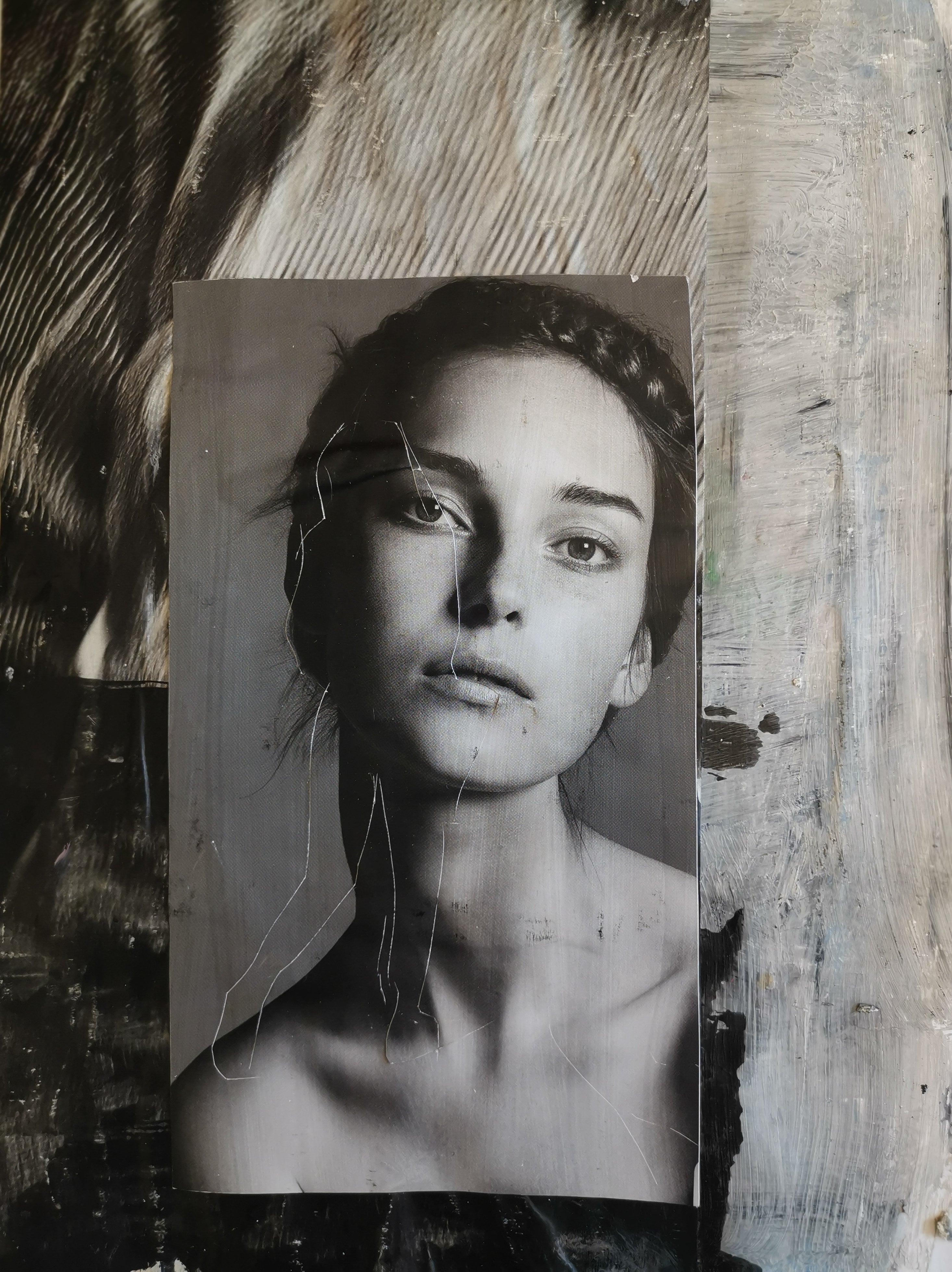 SILENT GAZE | Printable Art Download